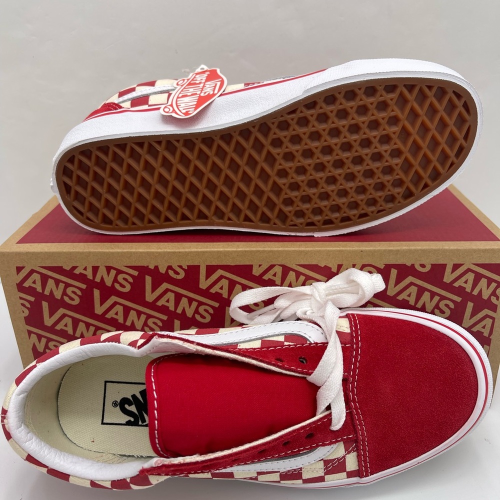 Vans WMNS Old Skool
(Primary Check) Rng Red/White Sneakers 
VN0A38G1P0T - Picture 3 of 16